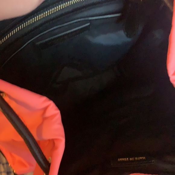 Burberry backpack- SOLD - Picture 10 of 10